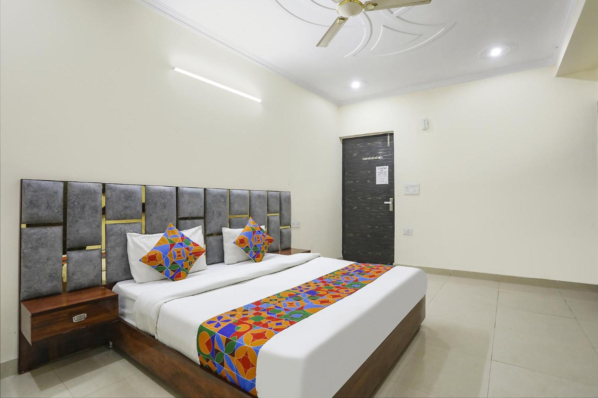 דלהי Fabexpress Asp Royal Residency Inn- Janakpuri מראה חיצוני תמונה