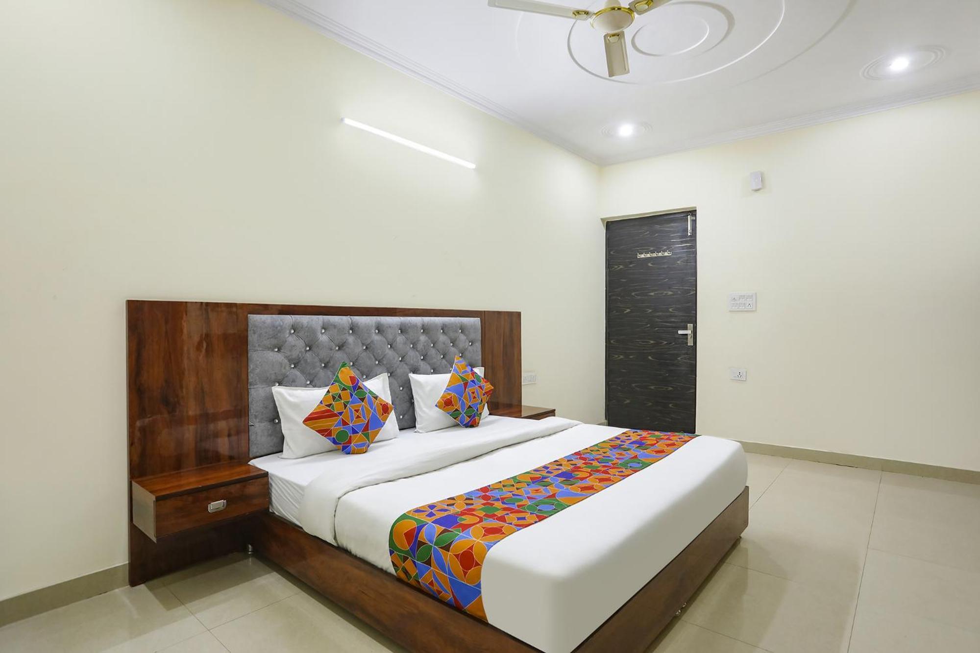 דלהי Fabexpress Asp Royal Residency Inn- Janakpuri מראה חיצוני תמונה