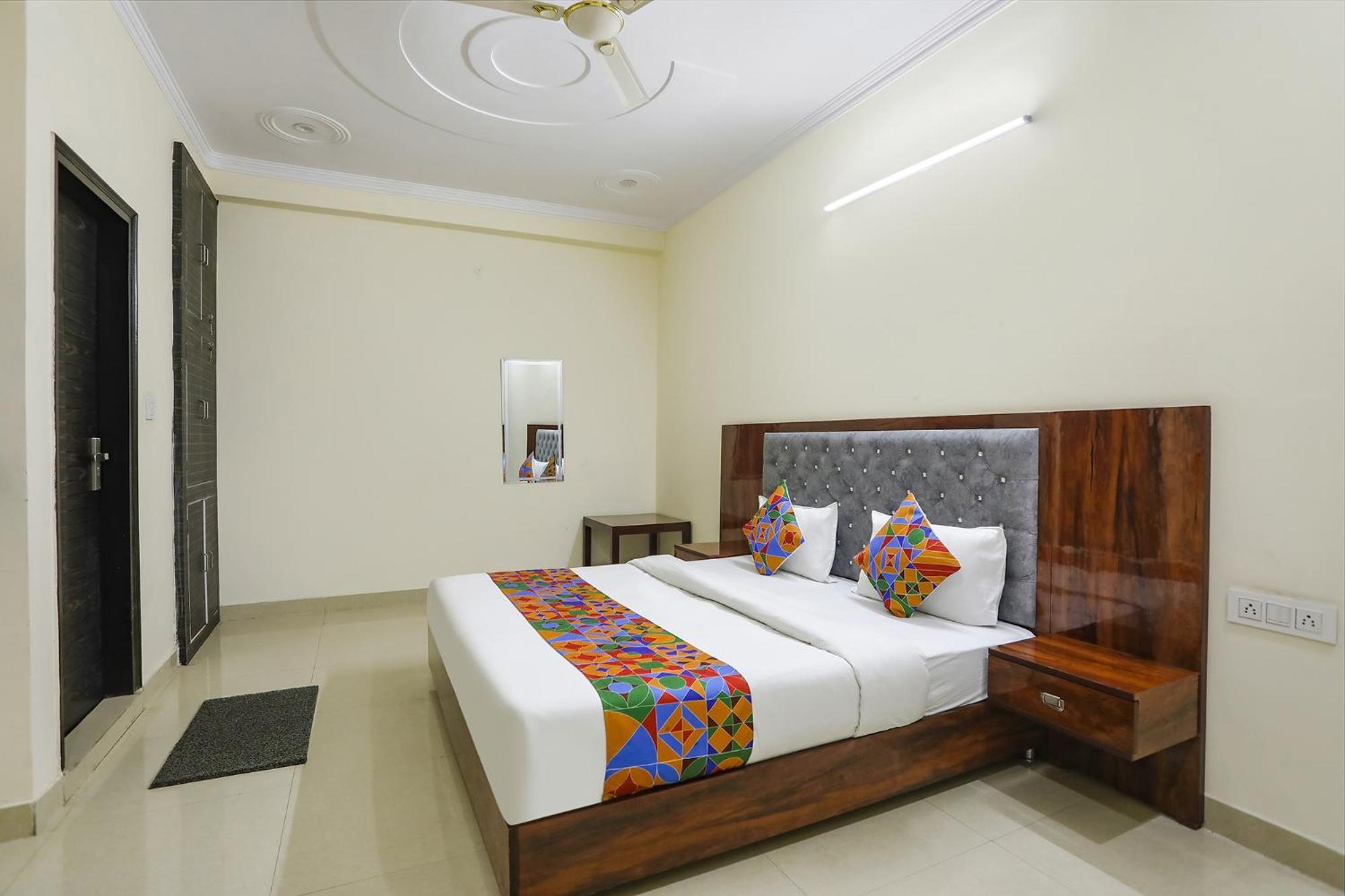 דלהי Fabexpress Asp Royal Residency Inn- Janakpuri מראה חיצוני תמונה