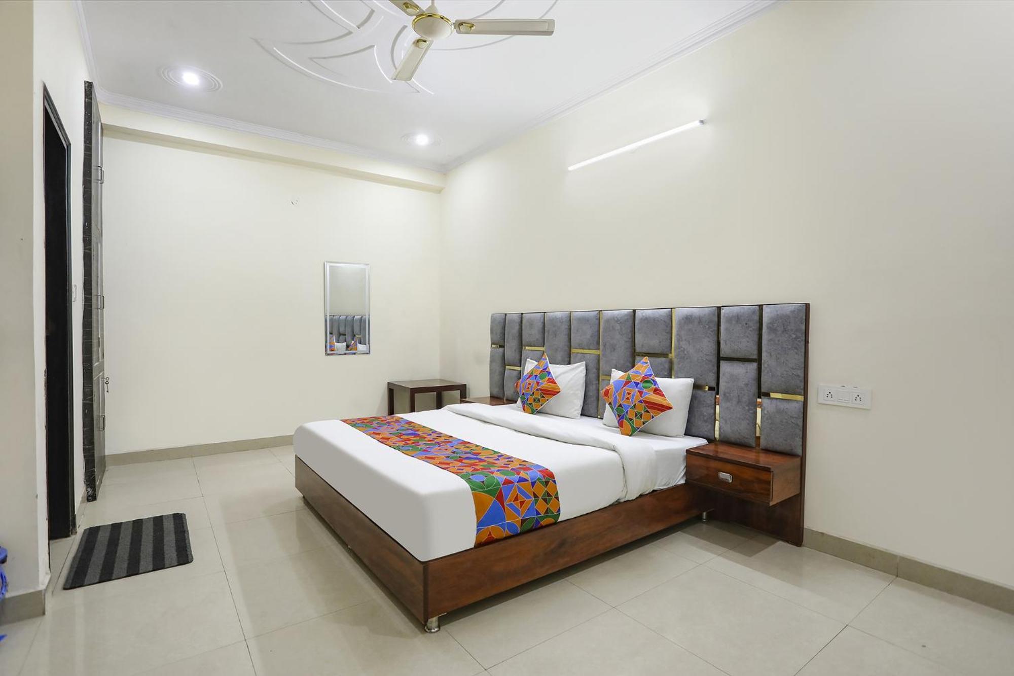 דלהי Fabexpress Asp Royal Residency Inn- Janakpuri מראה חיצוני תמונה
