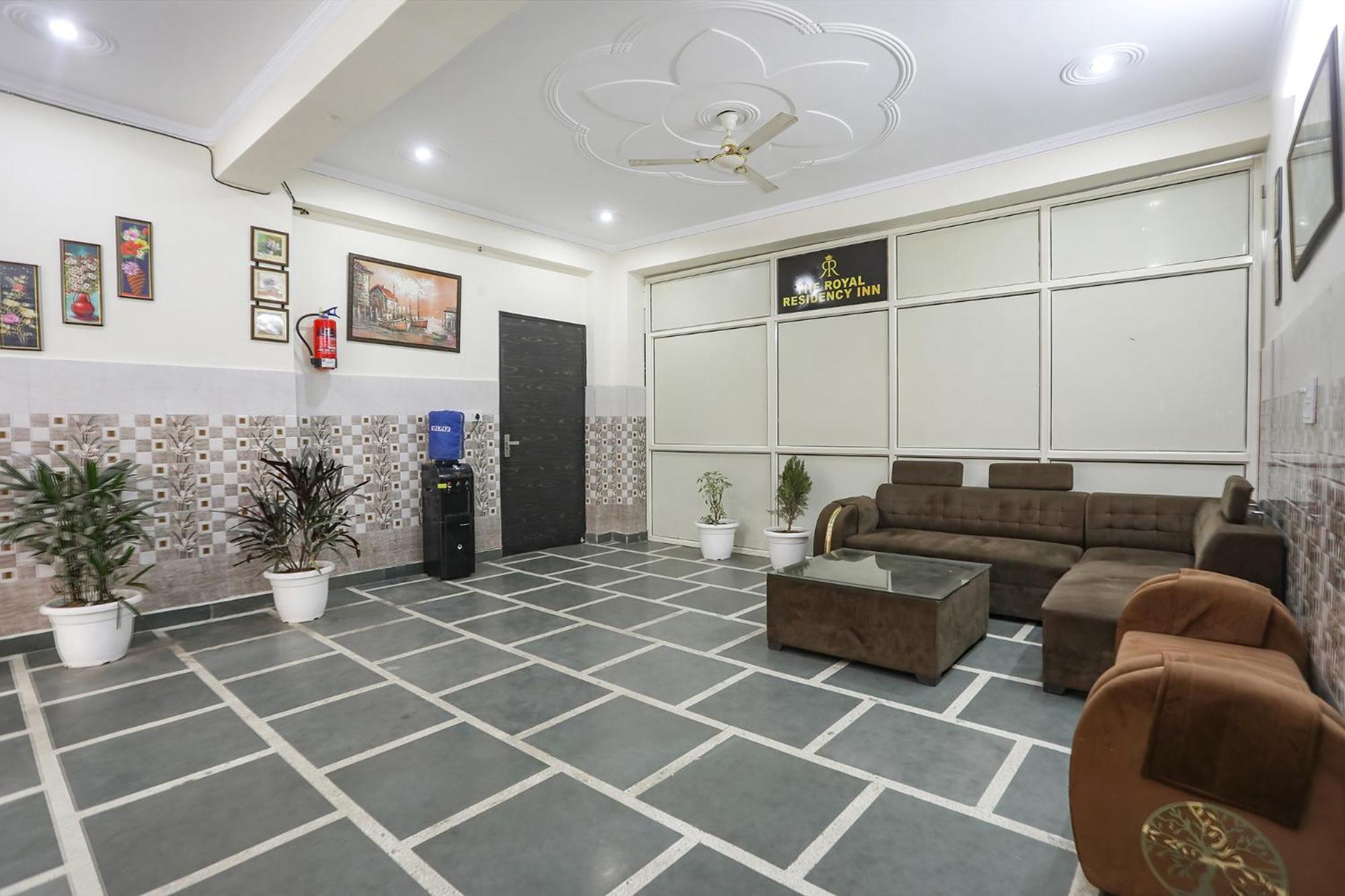 דלהי Fabexpress Asp Royal Residency Inn- Janakpuri מראה חיצוני תמונה