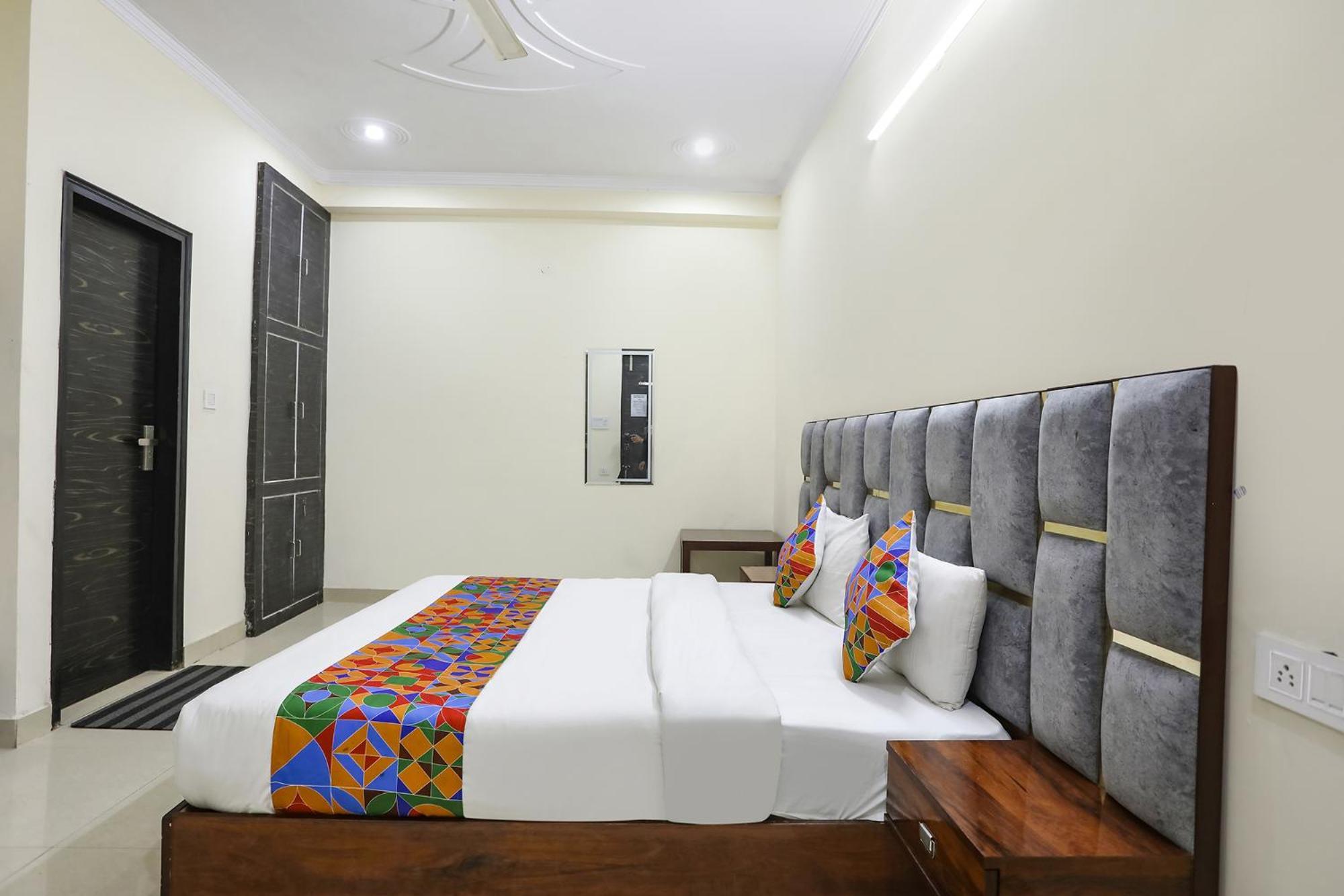 דלהי Fabexpress Asp Royal Residency Inn- Janakpuri מראה חיצוני תמונה